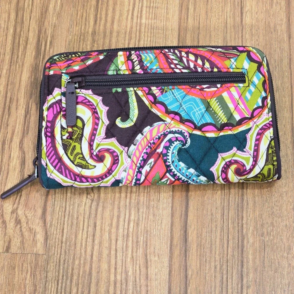 Vera Bradley Turnlock Wallet Paisley Quilted Cotton Zip Around Teal Colorful 5x8 - Picture 4 of 8
